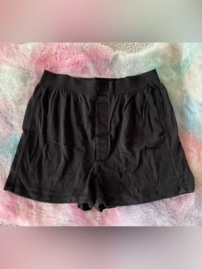 Skims boxer shorts